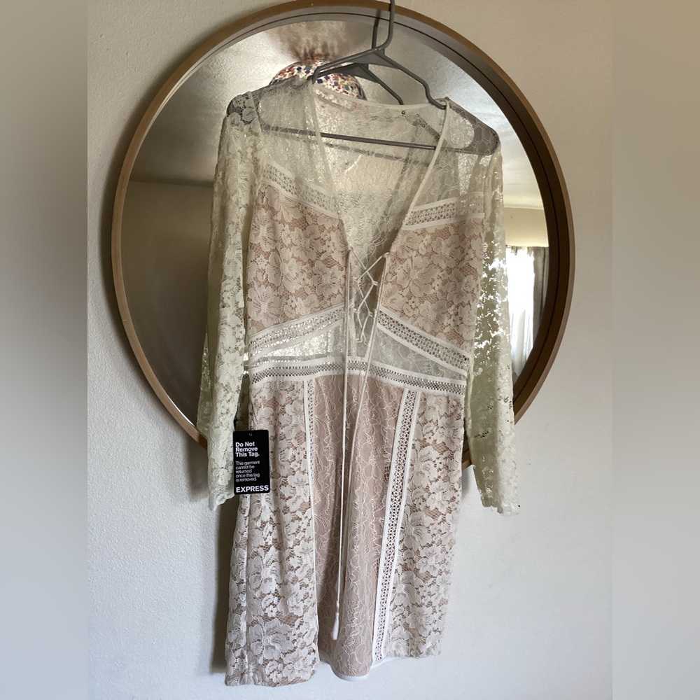 White lace dress